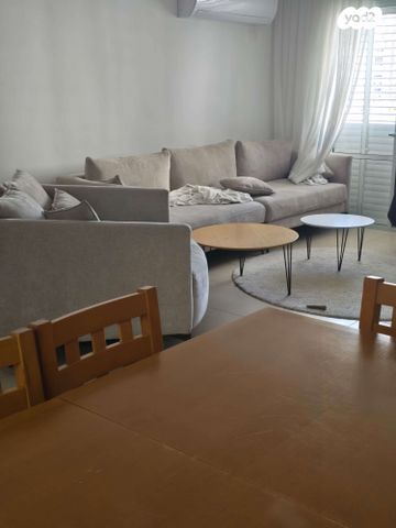 ישראל גלילי 12