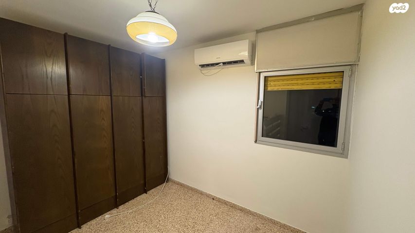 אליהו חכים 4