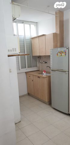 א.ד. גורדון 8