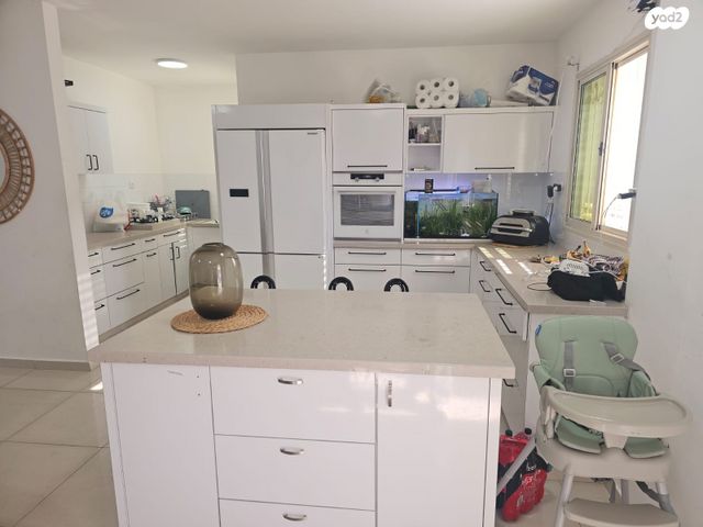 דירה, שיכון עובדים, טבריה