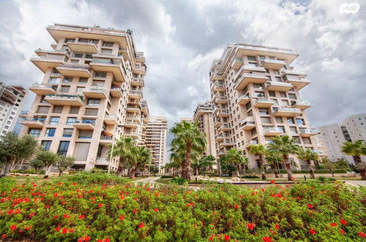 אברהם בויאר 