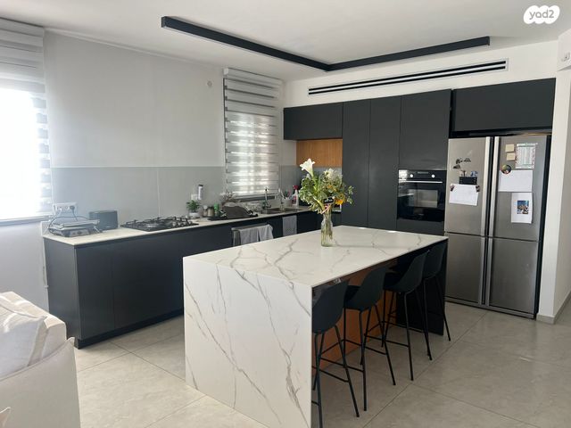 גג/ פנטהאוז