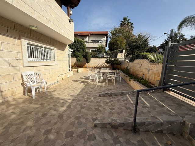 דו משפחתי למכירה בבית שמש (תיווך) — 4