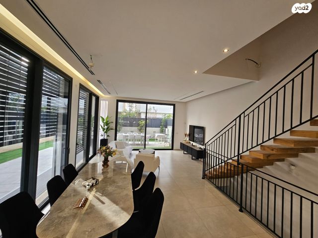 מודעת נכס, השמחה, שרונה, כפר יונה