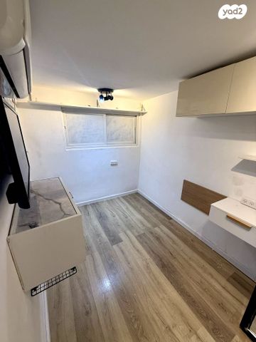 סמטת נווה צדק 