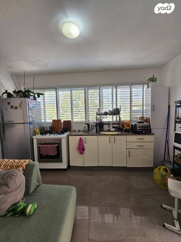 איציק מאנגר 25