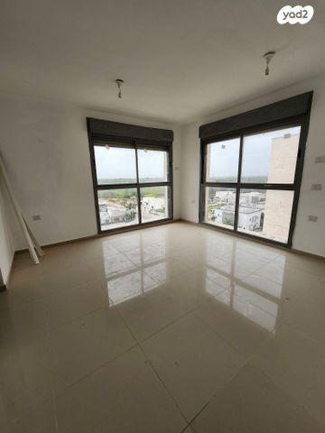 נתיבות מערב