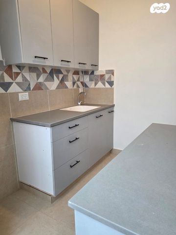 ג'ורג' אליוט 9