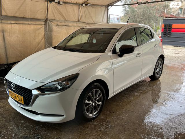 מודעת רכב מאזדה 2