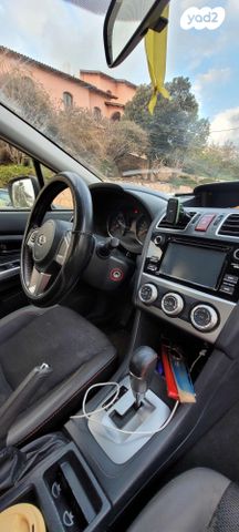 מודעת רכב סובארו XV