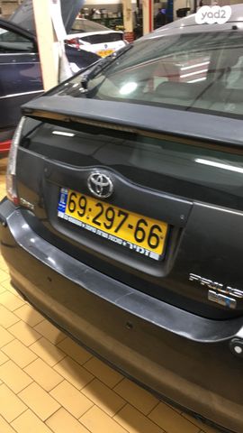 מודעת רכב טויוטה פריוס