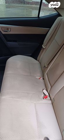 מודעת רכב טויוטה קורולה