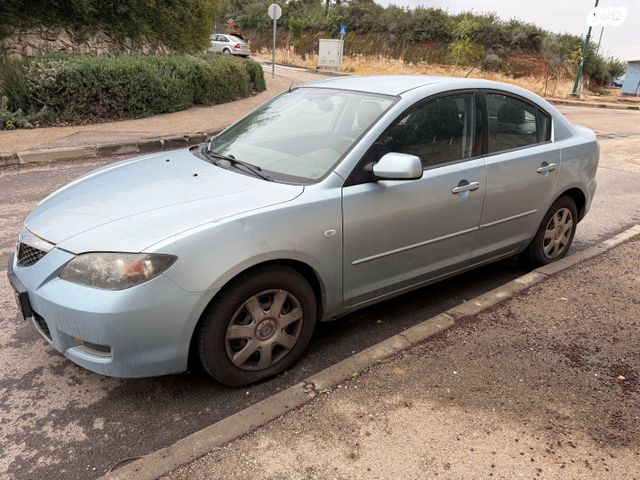 מודעת רכב מאזדה 3