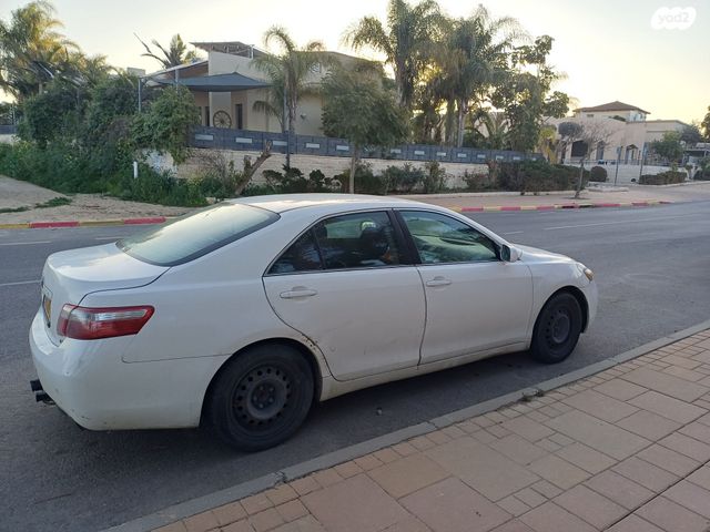 מודעת רכב טויוטה קאמרי