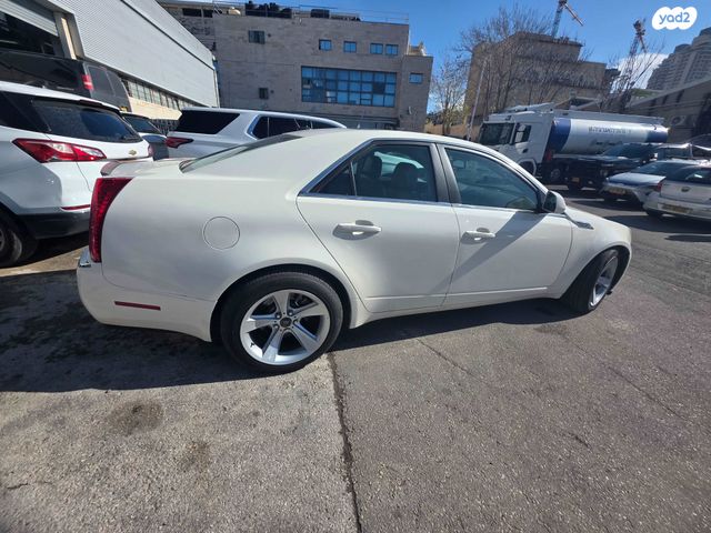 מודעת רכב קאדילק CTS