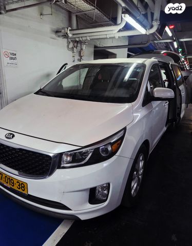 מודעת רכב קיה קרניבל