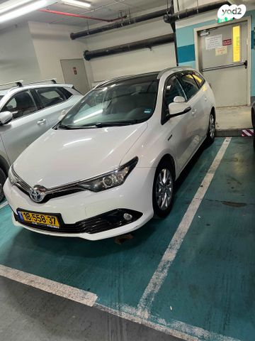 מודעת רכב טויוטה אוריס