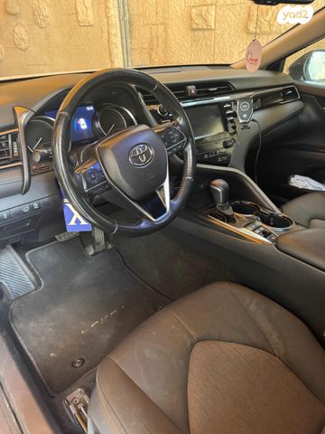 מודעת רכב טויוטה קאמרי