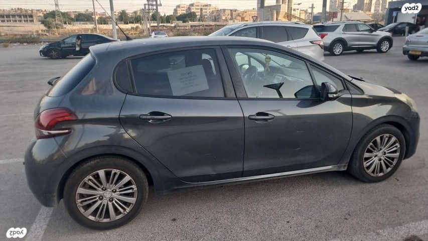 מודעת רכב פיג'ו 208