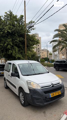 מודעת רכב סיטרואן ברלינגו