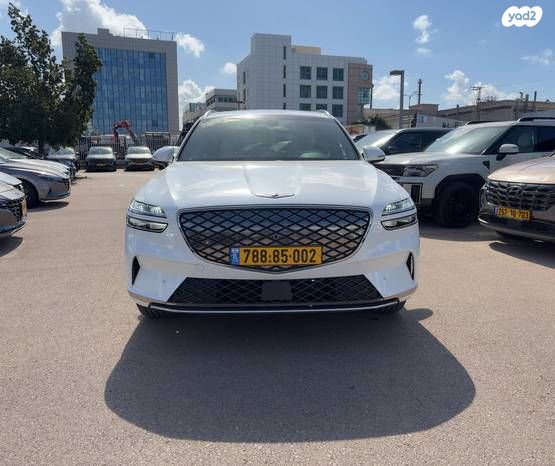 מודעת רכב ג'נסיס GV70