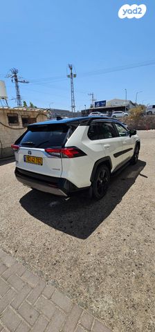 מודעת רכב טויוטה RAV4