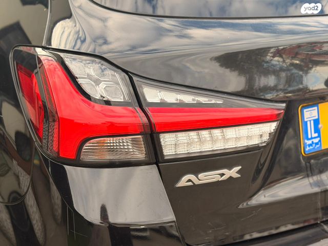 מודעת רכב מיצובישי ASX 1