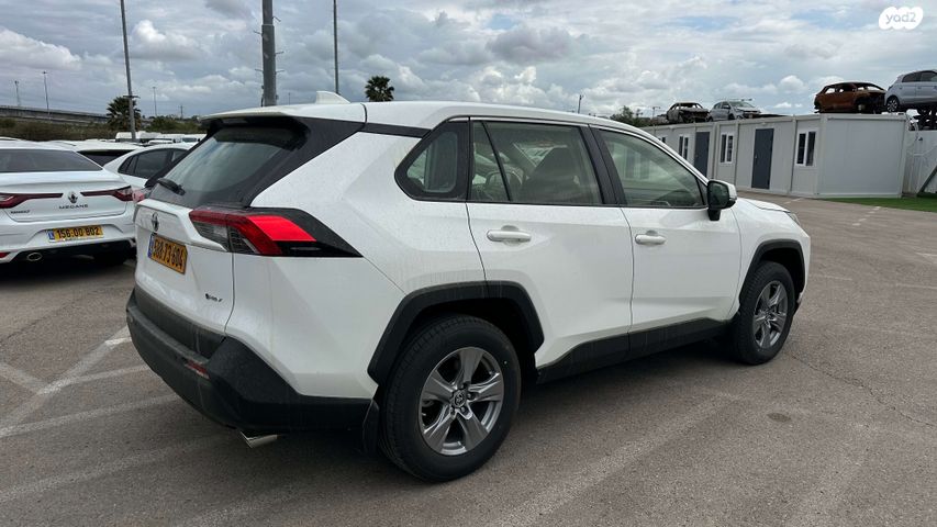מודעת רכב טויוטה RAV4 2