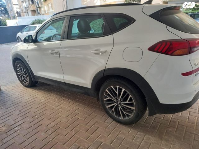 מודעת רכב יונדאי טוסון