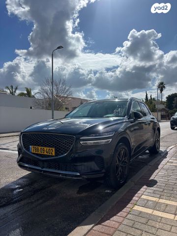מודעת רכב ג'נסיס GV70