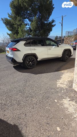 מודעת רכב טויוטה RAV4