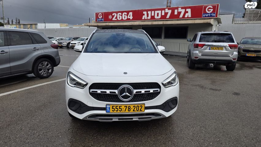 מודעת רכב מרצדס-בנץ GLA