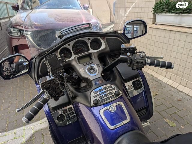 מודעת רכב הונדה GL1800 גולד-ווינג
