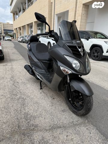 מודעת רכב סאן יאנג ג'וי רייד 200