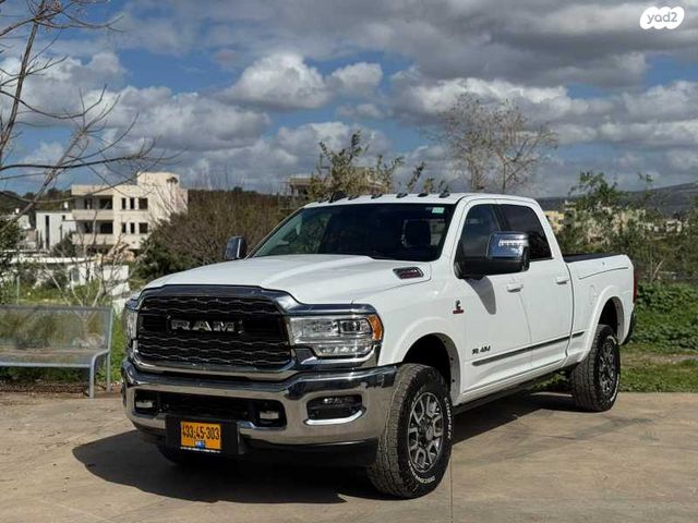 מודעת רכב דודג'