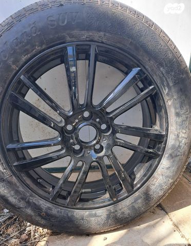 feedItemObj.data.row_1