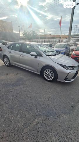 מודעת רכב טויוטה קורולה 2