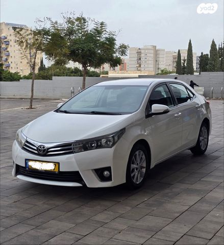 מודעת רכב טויוטה קורולה