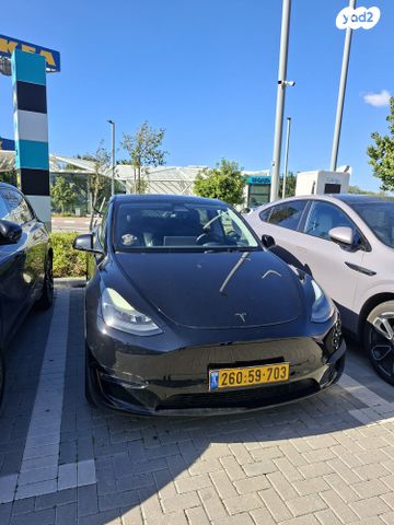 מודעת רכב טסלה מודל Y