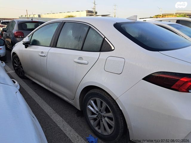 מודעת רכב טויוטה קורולה