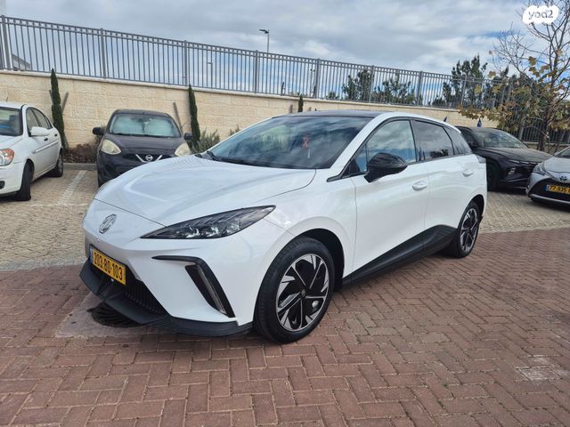 מודעת רכב אם ג'י MG4 1