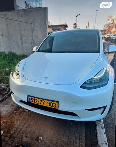 מודעת רכב טסלה מודל Y