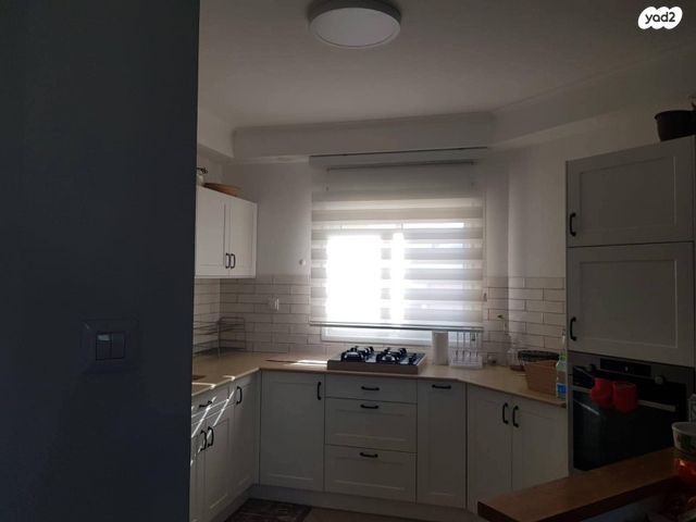 משה קהירי 10