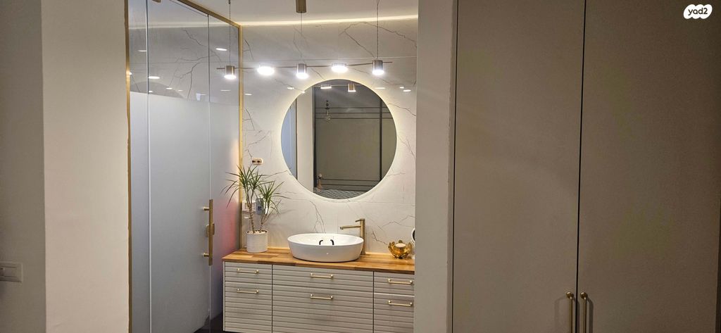 הרב זכריה מדאר 15