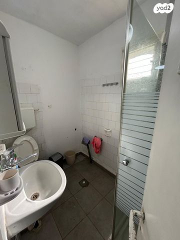 שדרות דוד המלך 7