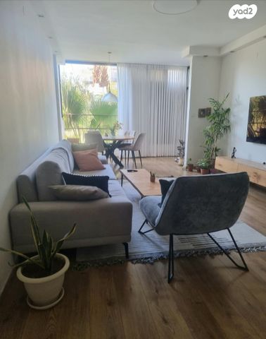 יחיאל מיכל פינס 