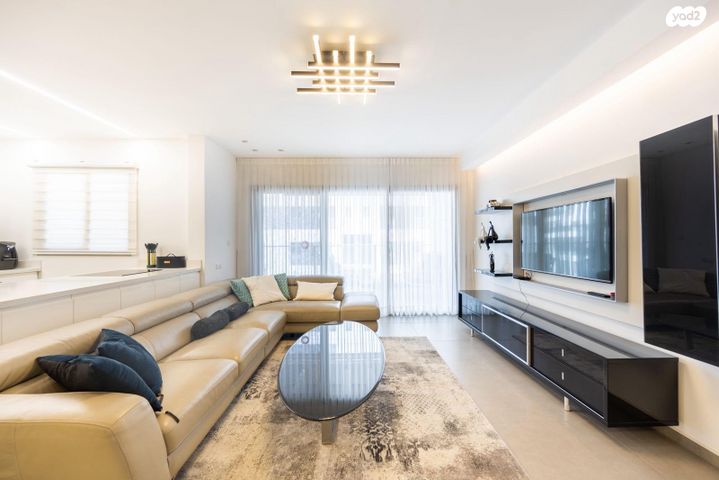 הדר המושבות החדשה / אם המושבות החדשה