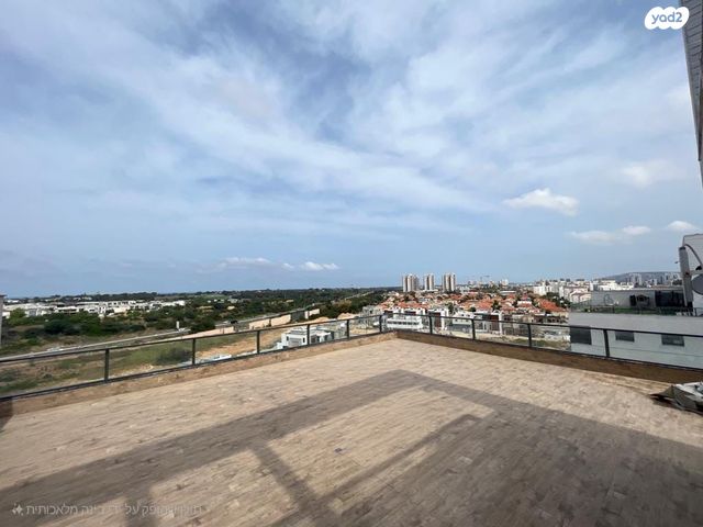 גג/ פנטהאוז