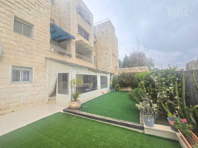 דירת גן למכירה בירושלים (תיווך) — 2