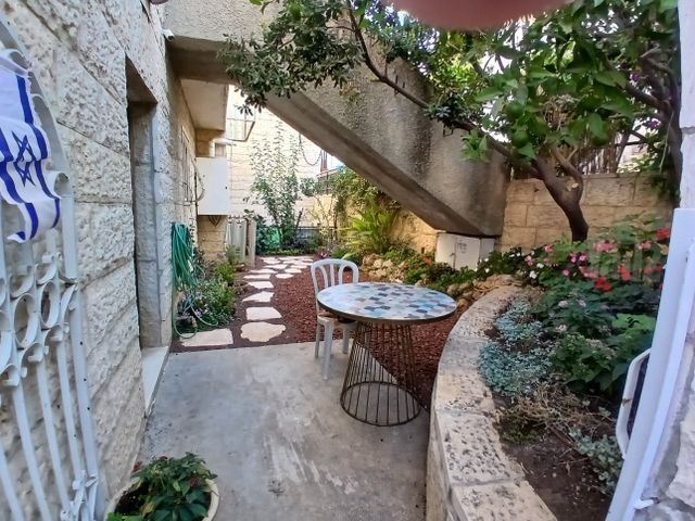 דירת גן למכירה בירושלים (תיווך) — 3